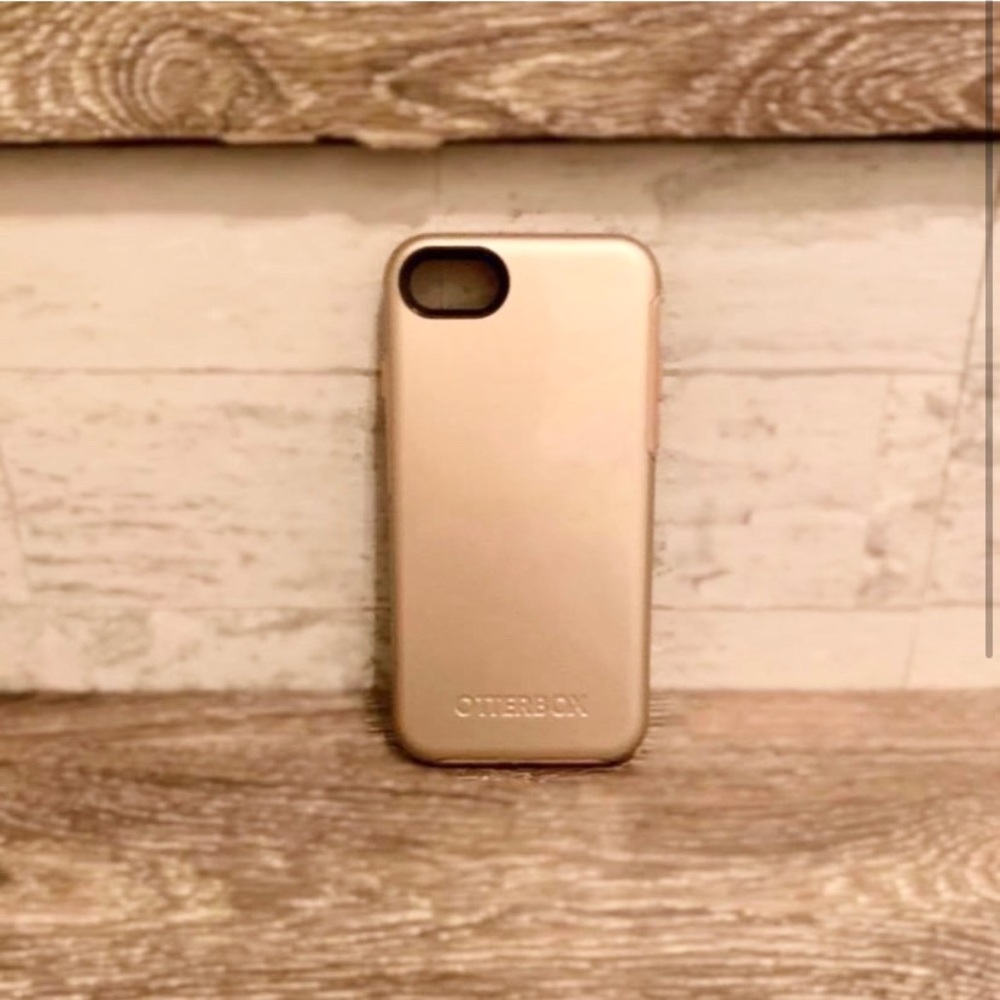 Champagne Gold Otterbox Symmetry Case, iPhone 8/7